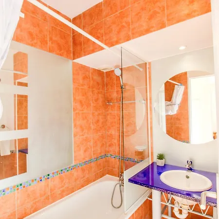 Appartamento Mistral - 3 Chambres, Piscine, Rooftop, Climatisation Et Parking Antibes