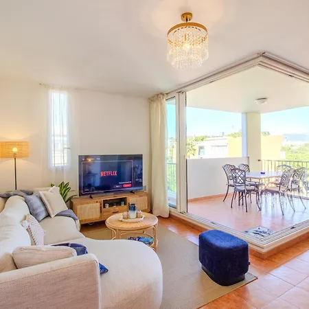 Mistral - 3 Chambres, Piscine, Rooftop, Climatisation Et Parking Apartamento