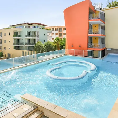 Appartamento Mistral - 3 Chambres, Piscine, Rooftop, Climatisation Et Parking Antibes